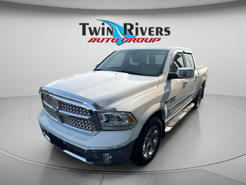2017 RAM Ram 1500 Laramie Crew Cab 4x4 5'7' Box