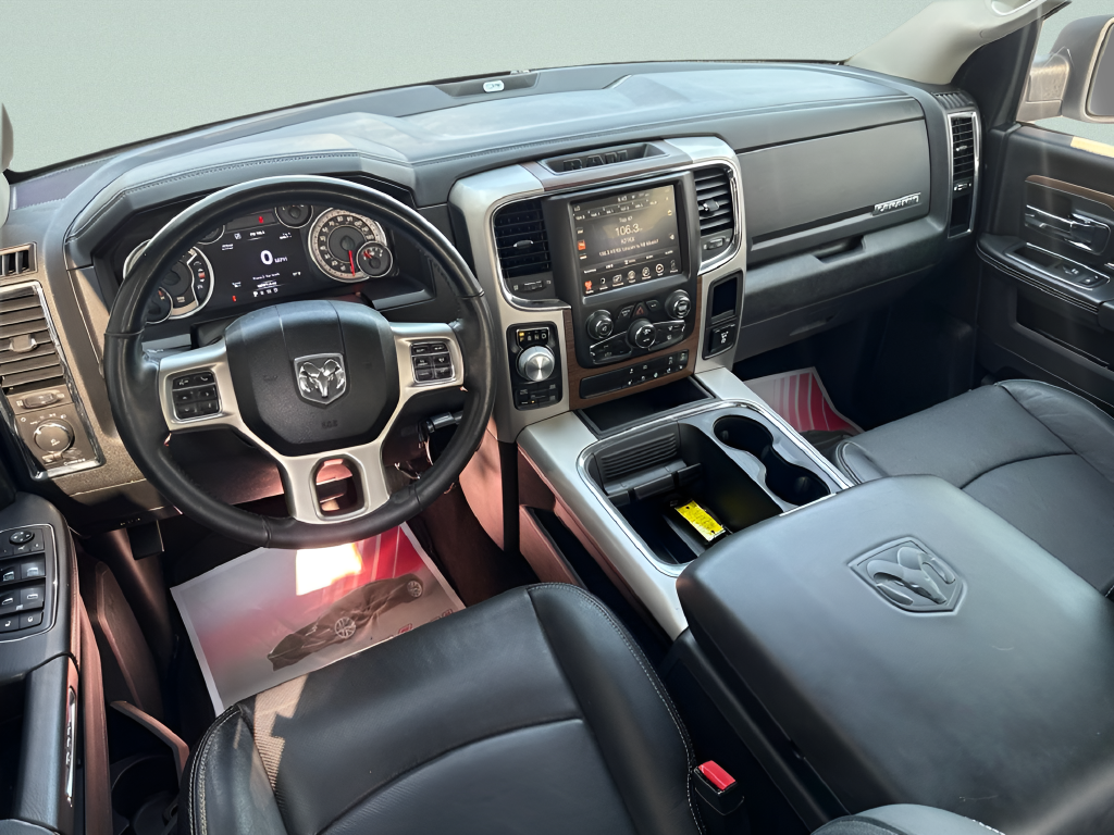 2017 RAM Ram 1500 Laramie Crew Cab 4x4 5'7' Box