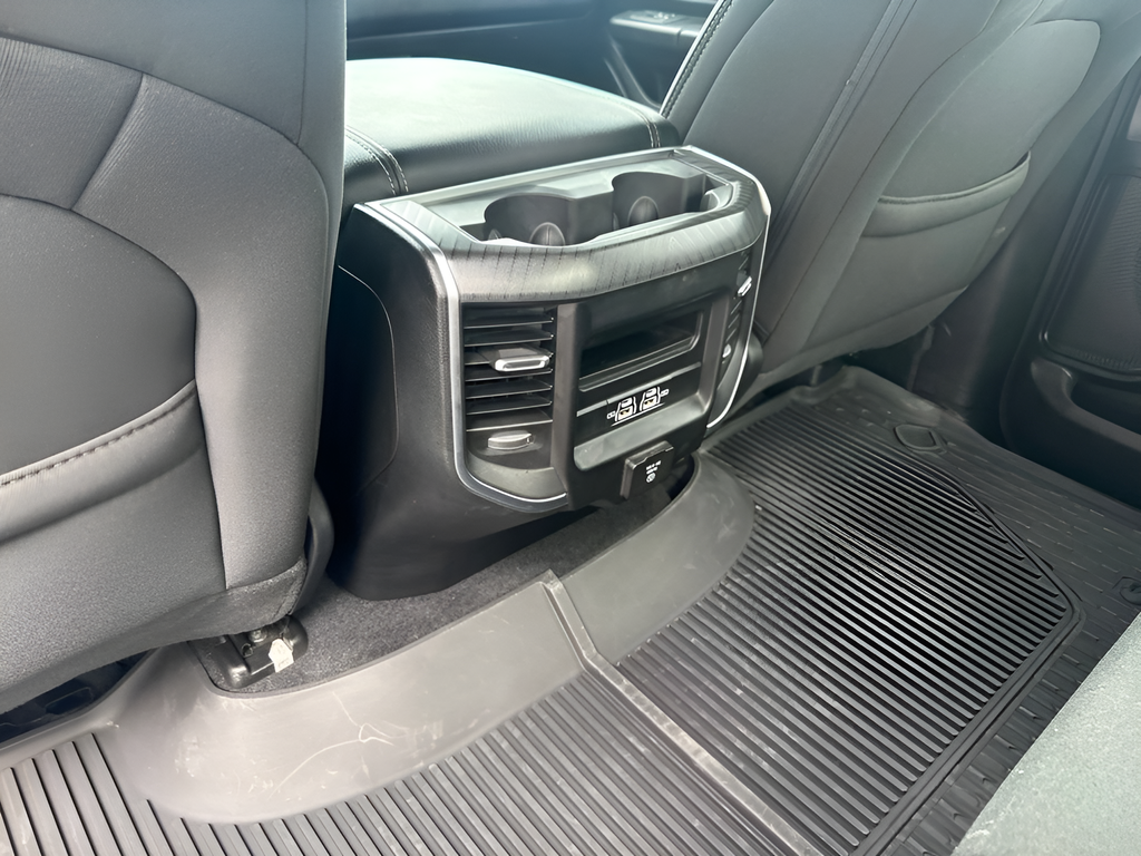 2025 RAM Ram 1500 Big Horn Crew Cab 4x4 5'7' Box