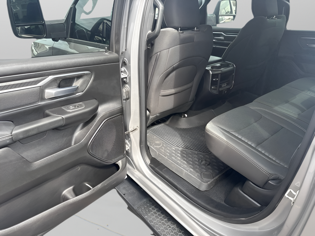 2025 RAM Ram 1500 Big Horn Crew Cab 4x4 5'7' Box