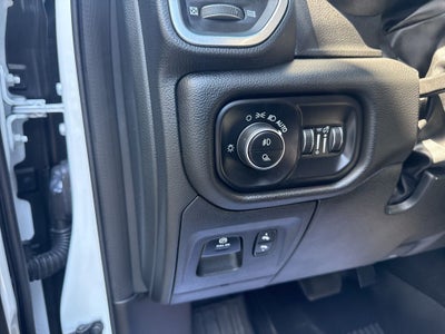 2025 RAM 1500 Big Horn Crew Cab 4x4 5'7' Box