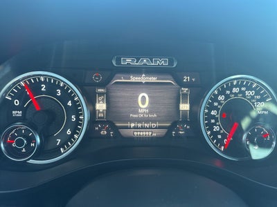 2020 RAM 1500 Big Horn Crew Cab 4x4 5'7' Box