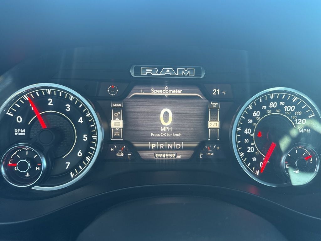 2020 RAM 1500 Big Horn Crew Cab 4x4 5'7' Box