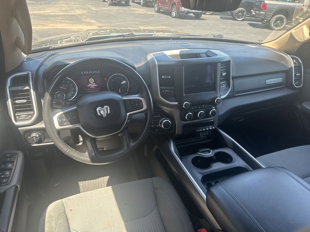2020 RAM 1500 Big Horn Crew Cab 4x4 5'7' Box