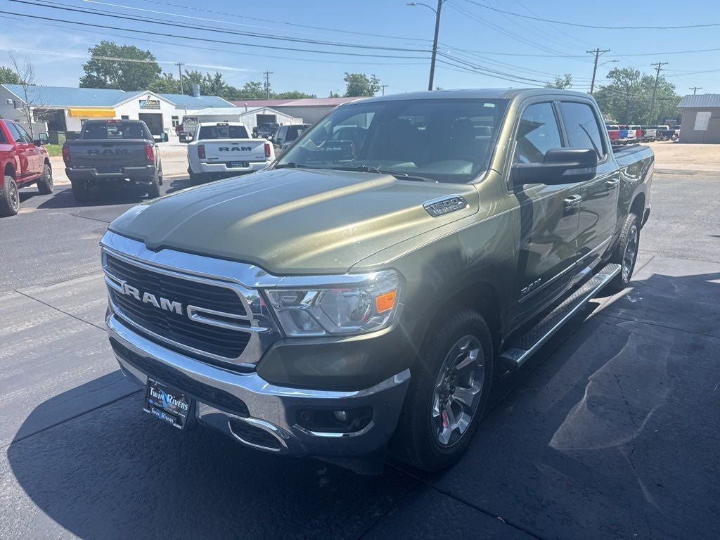2020 RAM 1500 Big Horn Crew Cab 4x4 5'7' Box