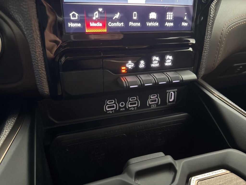 2025 RAM 1500 Limited Longhorn Crew Cab 4x4 5'7' Box