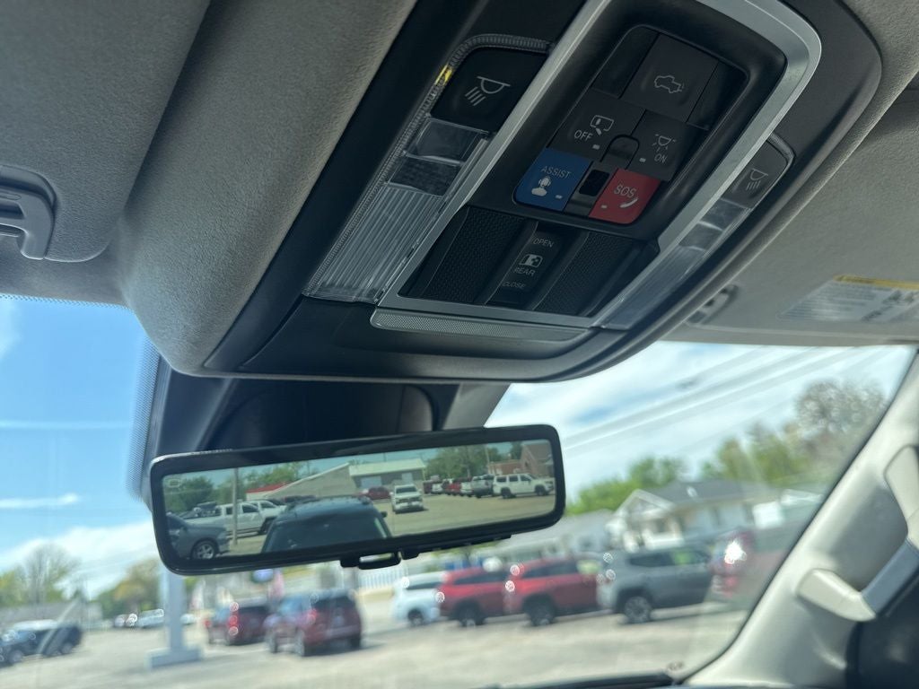 2023 RAM 1500 Limited Crew Cab 4x4 5'7' Box