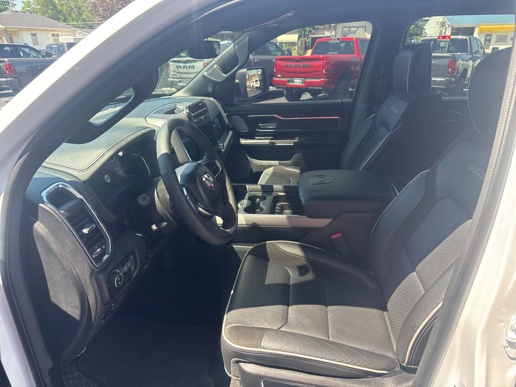 2025 RAM 1500 Laramie Crew Cab 4x4 5'7' Box