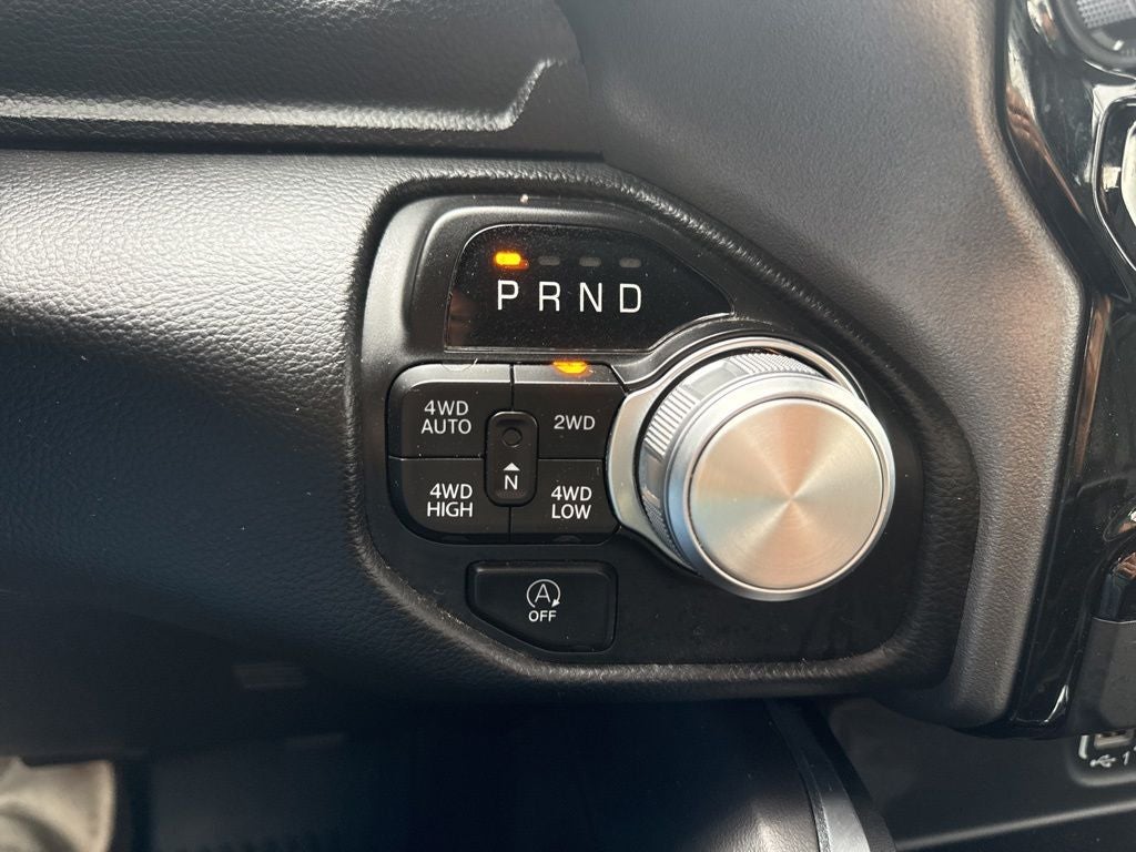 2023 RAM 1500 Laramie Crew Cab 4x4 5'7' Box