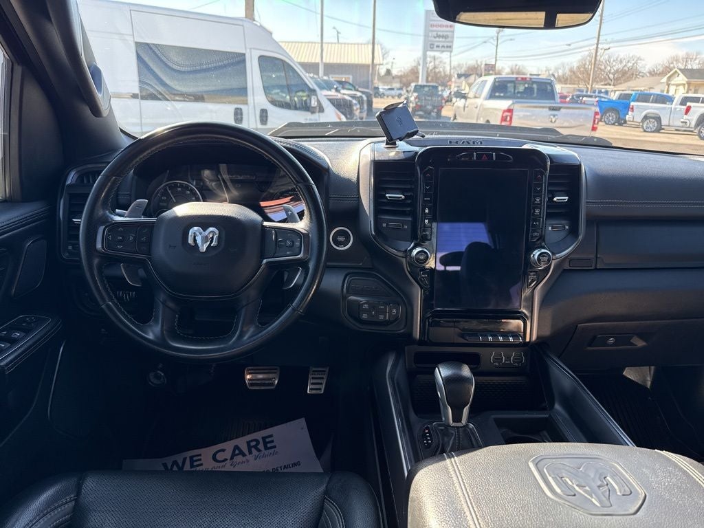 2022 RAM 1500 Laramie Crew Cab 4x4 5'7' Box