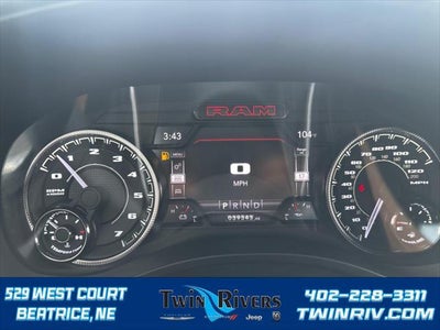 2022 RAM 1500 Laramie Crew Cab 4x4 5'7' Box