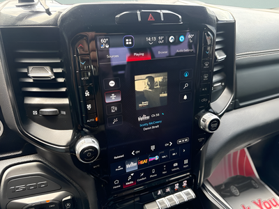 2022 RAM 1500 Laramie Crew Cab 4x4 5'7' Box