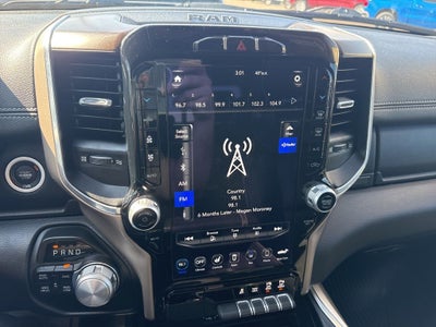 2021 RAM 1500 Laramie Crew Cab 4x4 5'7' Box