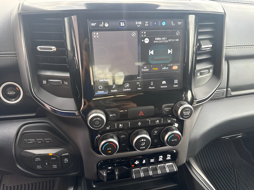 2022 RAM Ram 1500 Laramie Crew Cab 4x4 5'7' Box