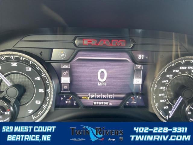 2022 RAM 1500 Laramie Crew Cab 4x4 5'7' Box