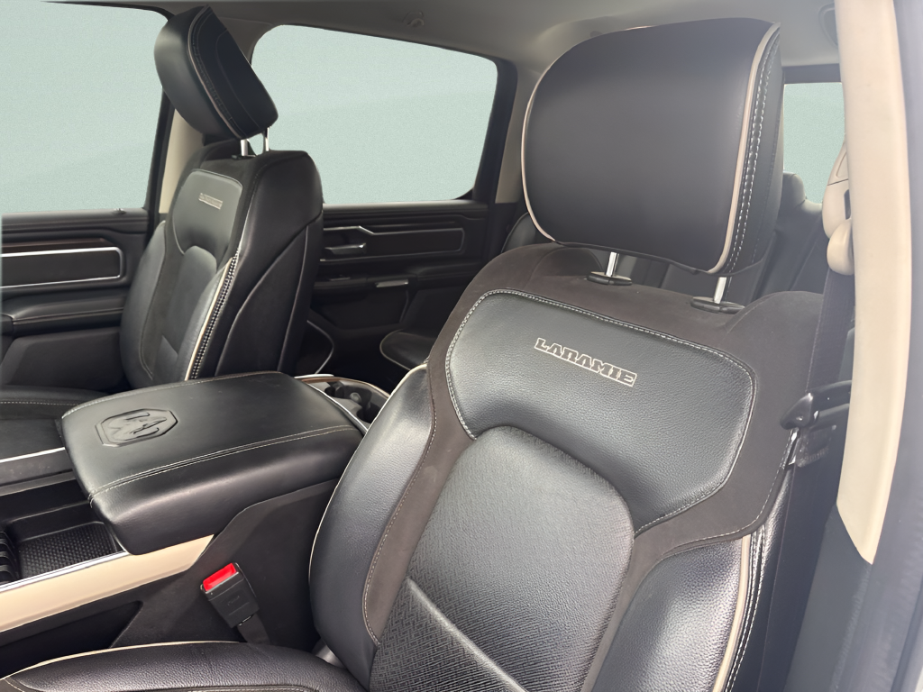 2022 RAM Ram 1500 Laramie Crew Cab 4x4 5'7' Box