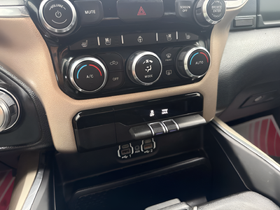 2022 RAM Ram 1500 Laramie Crew Cab 4x4 5'7' Box