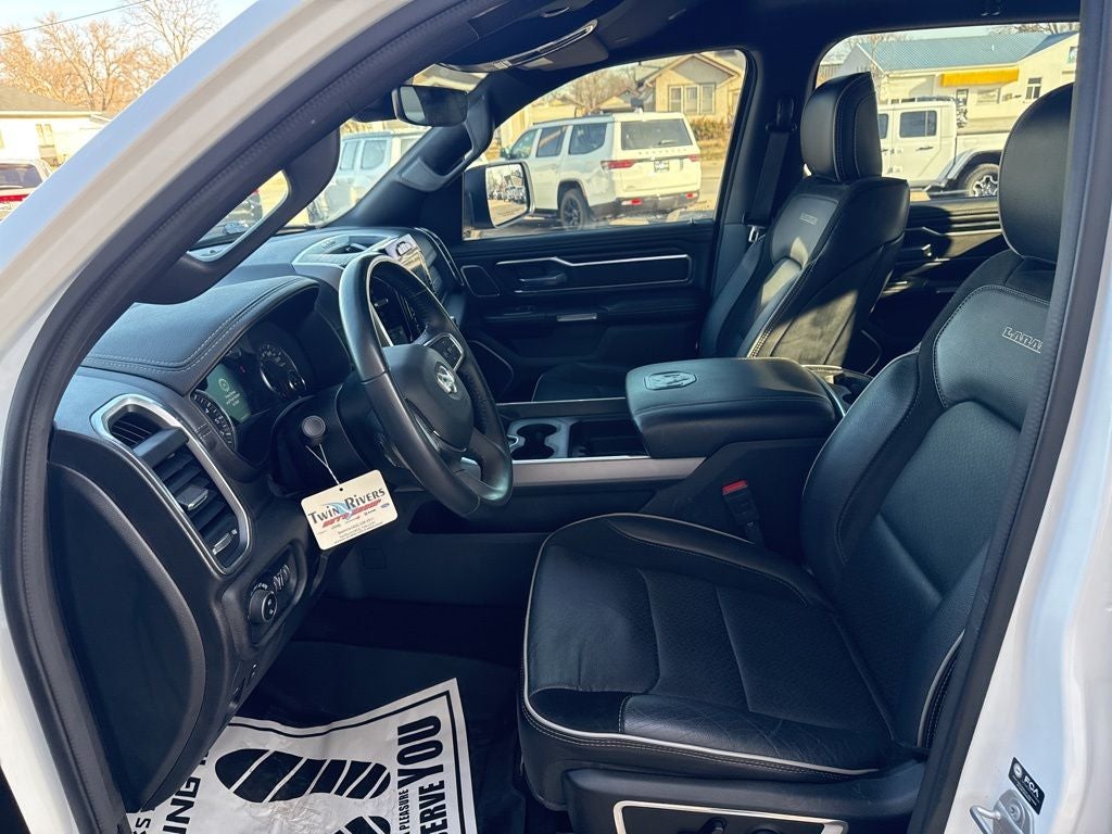 2023 RAM 1500 Laramie Crew Cab 4x4 5'7' Box