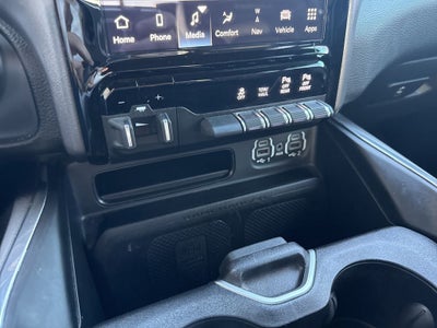 2023 RAM 1500 Laramie Crew Cab 4x4 5'7' Box