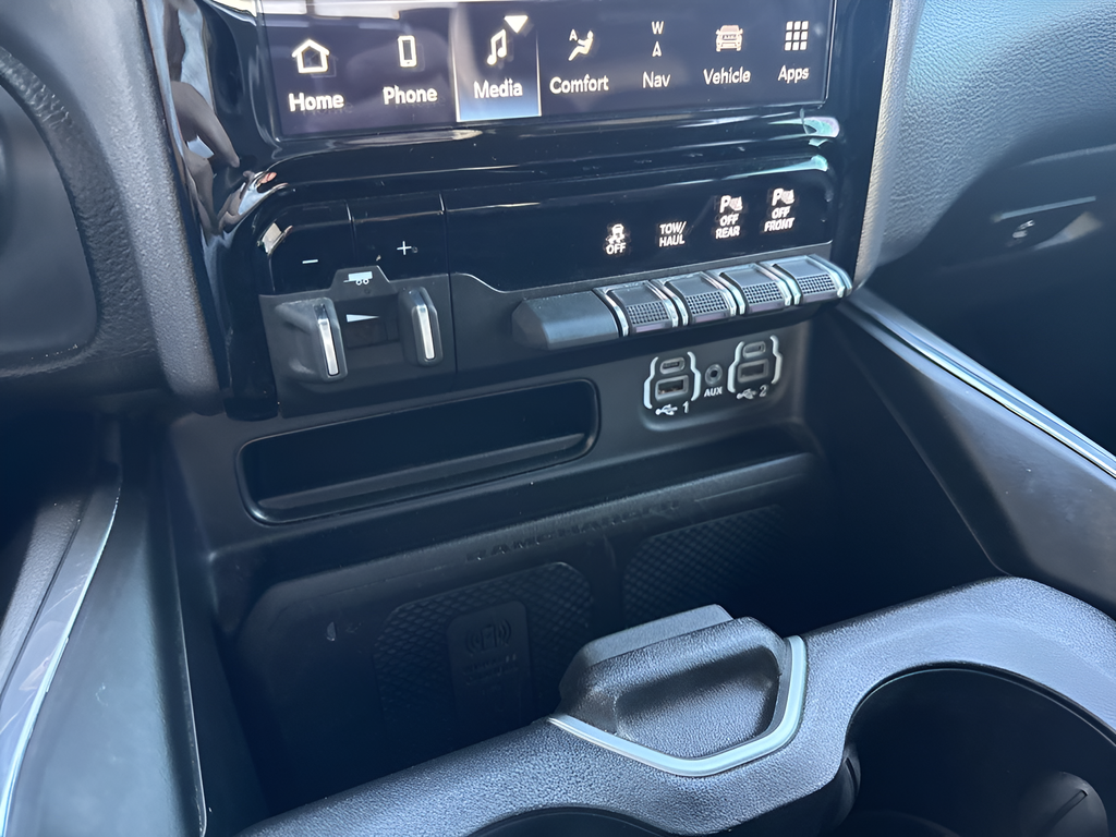 2023 RAM Ram 1500 Laramie Crew Cab 4x4 5'7' Box
