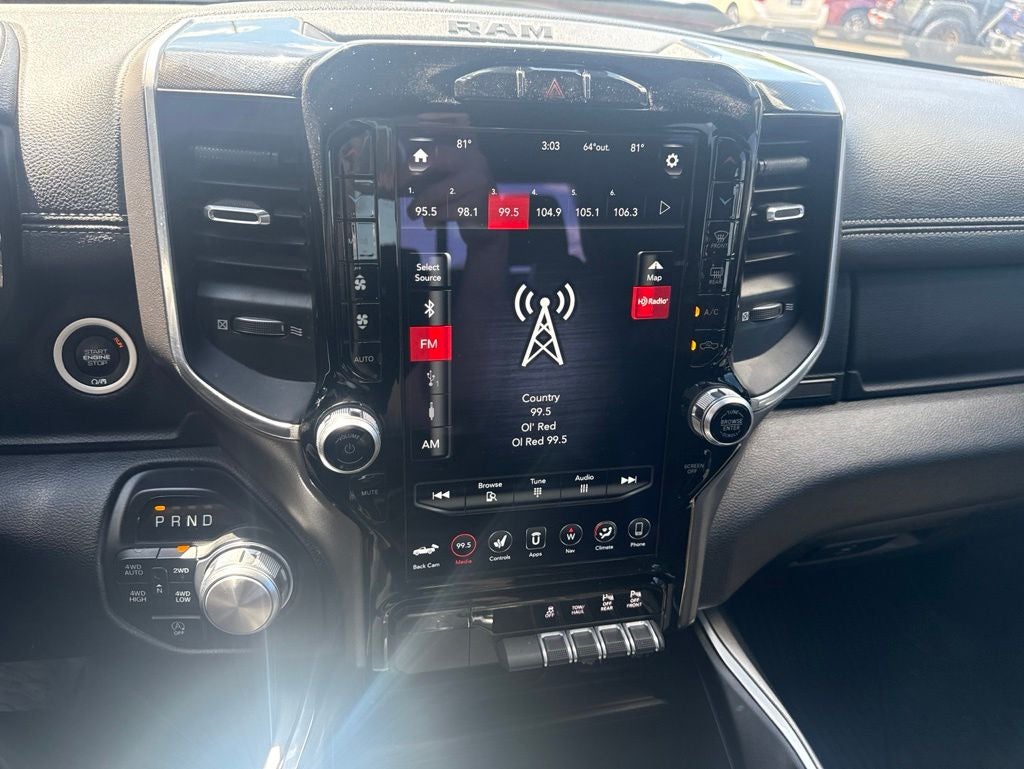 2021 RAM 1500 Laramie Crew Cab 4x4 5'7' Box