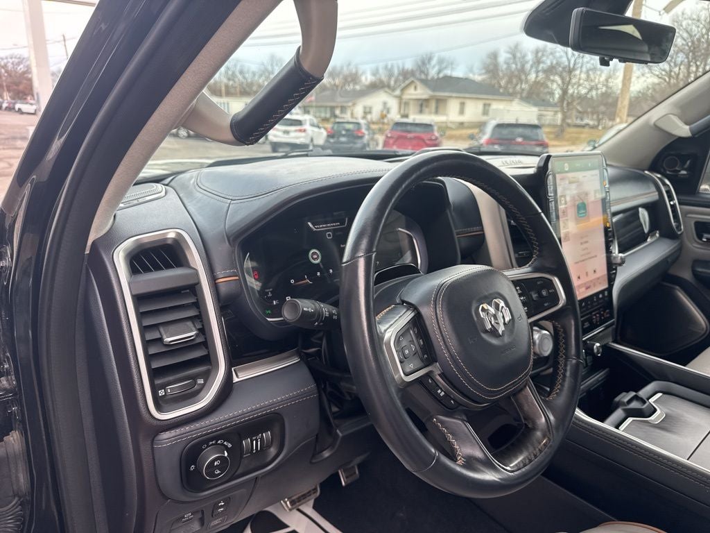 2025 RAM 1500 Tungsten Crew Cab 4x4 5'7' Box