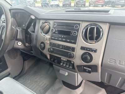 2016 Ford F-350 Chassis XLT