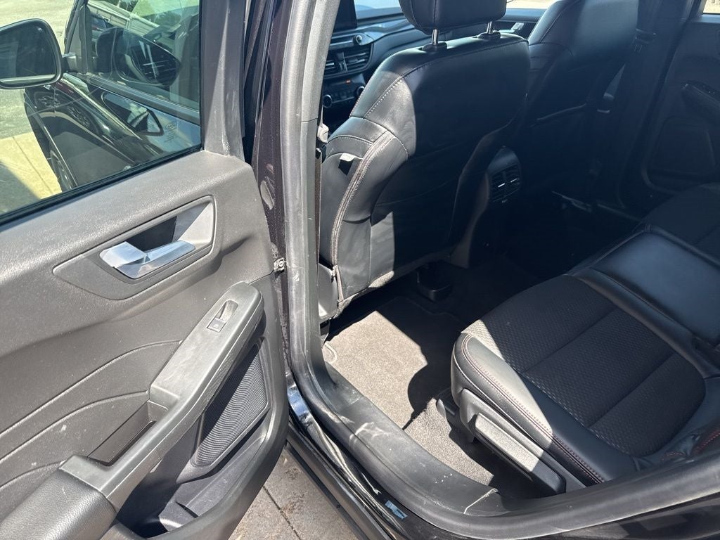 2025 Ford Escape ST-Line Select