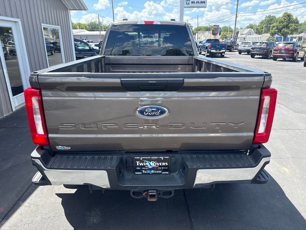 2023 Ford F-350 XLT