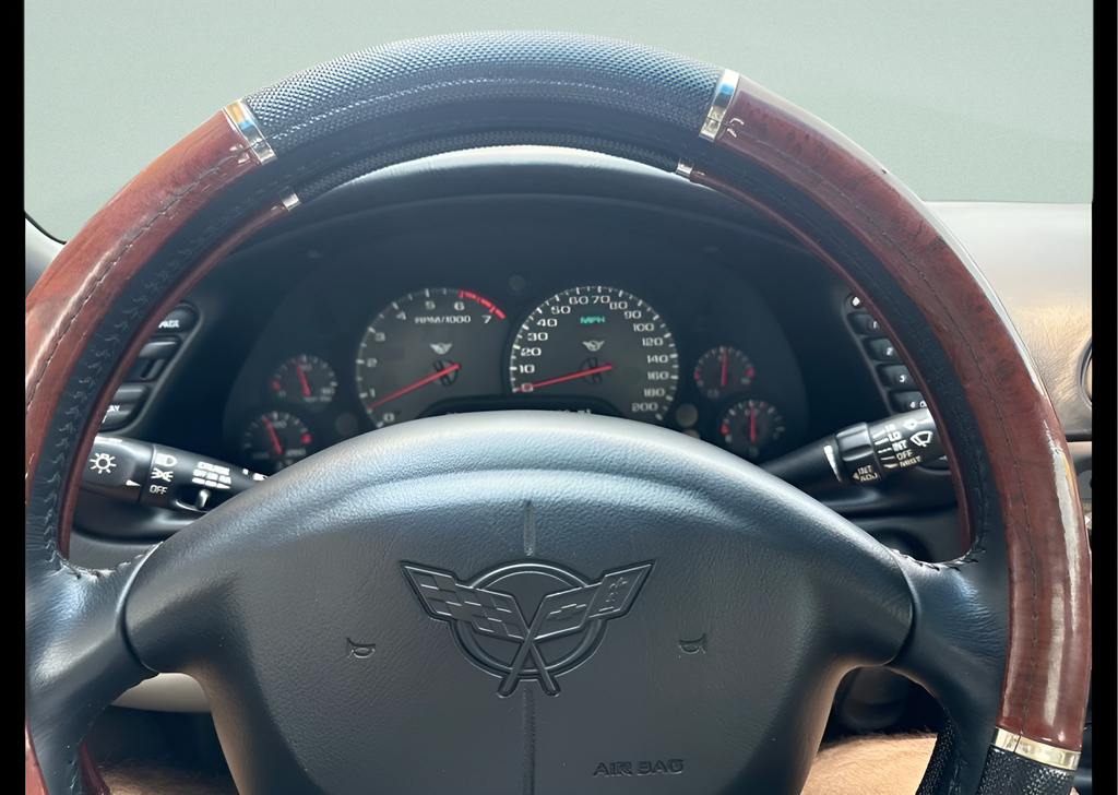 2004 Chevrolet Corvette Base