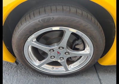 2004 Chevrolet Corvette Base