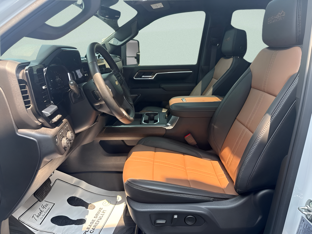2026 Chevrolet Silverado 2500 HD Crew Cab, Standard Bed, High Country, 4WD