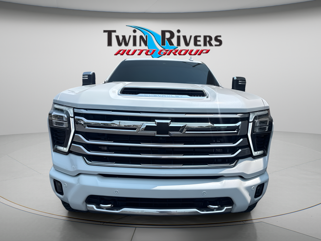 2026 Chevrolet Silverado 2500 HD Crew Cab, Standard Bed, High Country, 4WD