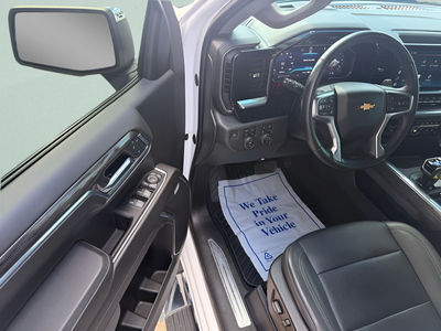 2023 Chevrolet Silverado 1500 4WD Crew Cab Short Bed LTZ
