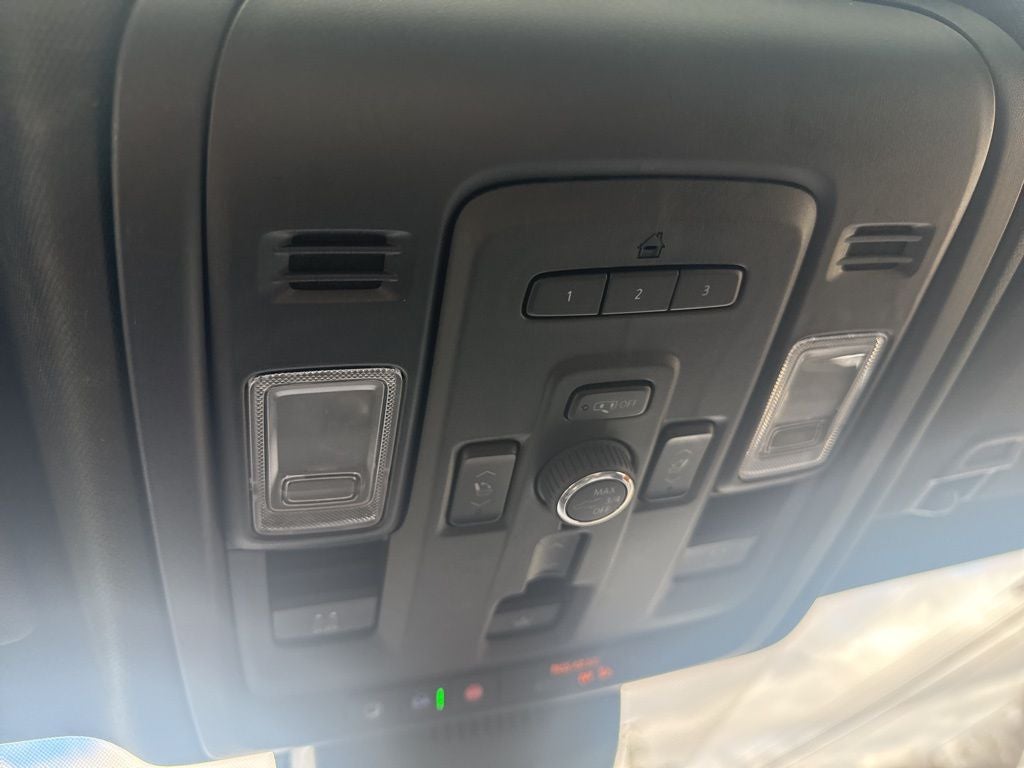 2023 GMC Yukon 4WD Denali