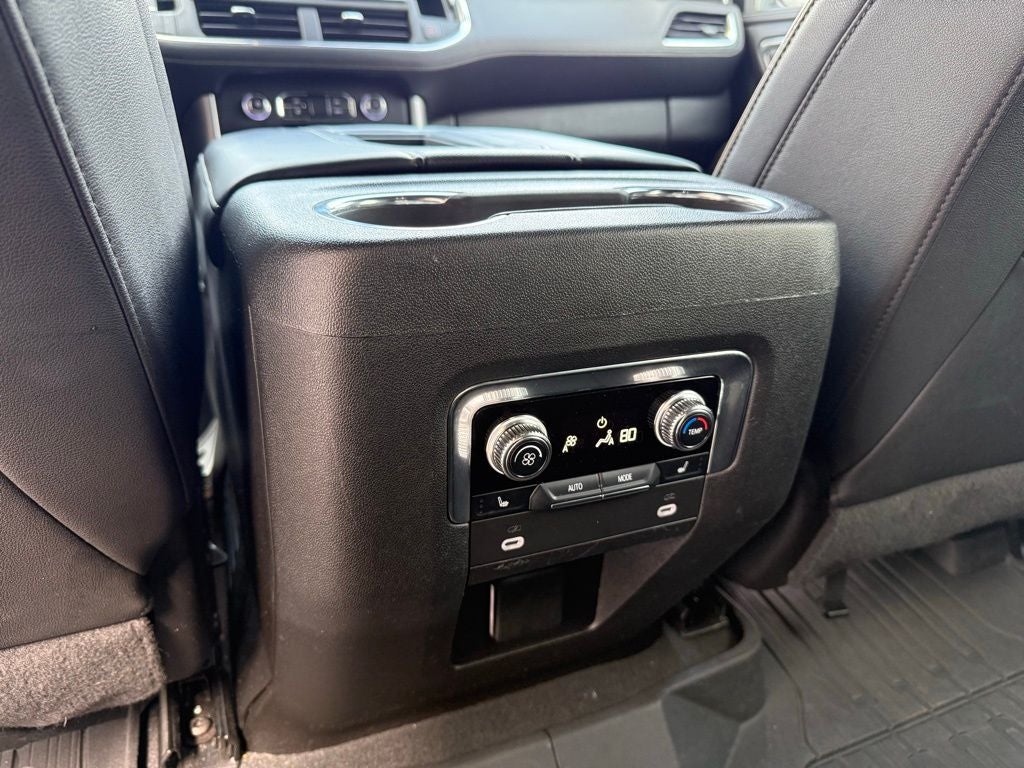 2022 GMC Yukon XL 4WD SLT