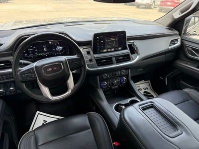 2022 GMC Yukon XL 4WD SLT