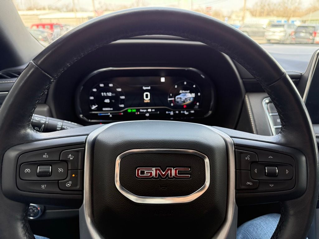 2022 GMC Yukon XL 4WD SLT