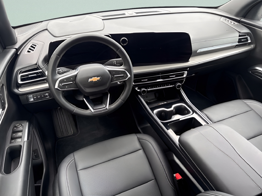 2026 Chevrolet Traverse AWD LT