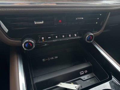 2025 Chevrolet Tahoe 4WD High Country