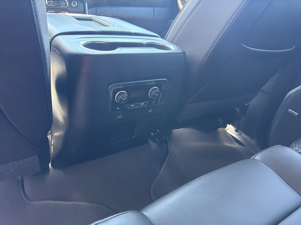 2023 Chevrolet Tahoe 4WD RST