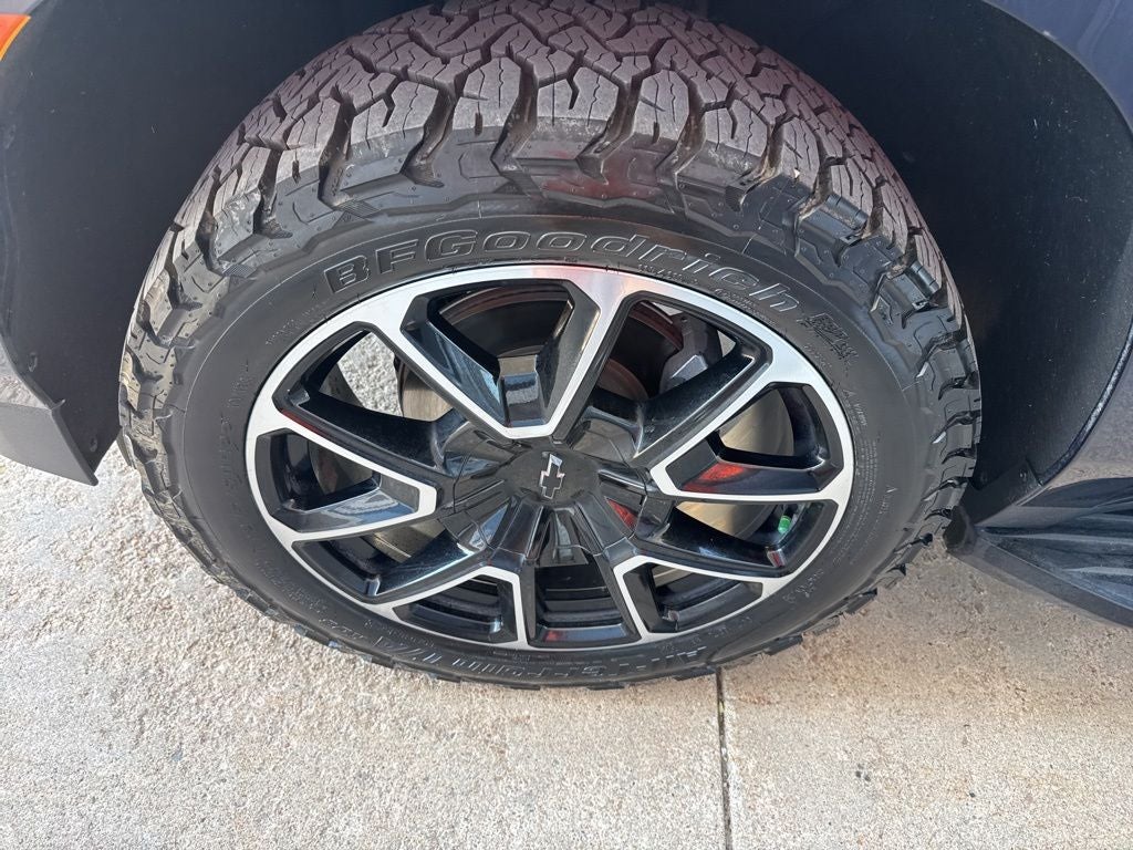 2023 Chevrolet Tahoe 4WD RST