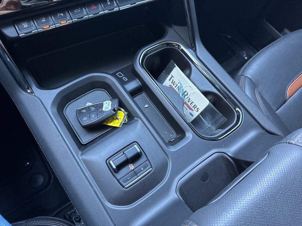 2024 GMC Sierra 2500HD 4WD Crew Cab Standard Bed AT4