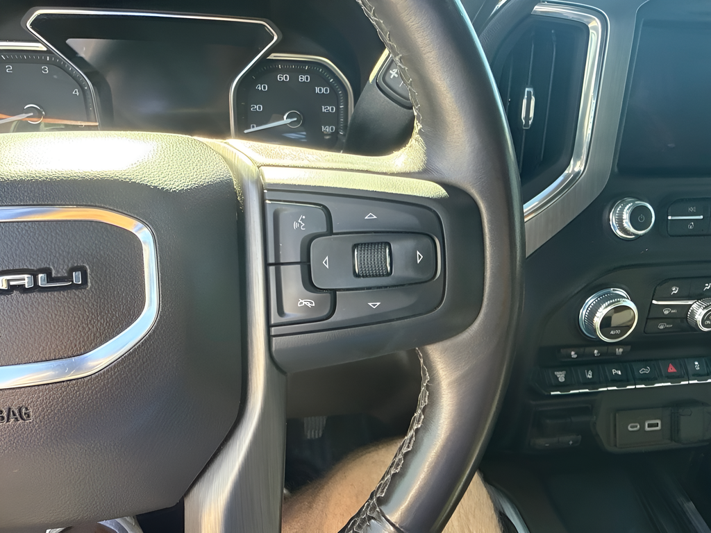 2022 GMC Sierra 2500HD 4WD Crew Cab Standard Bed Denali