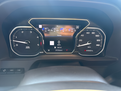 2022 GMC Sierra 2500HD 4WD Crew Cab Standard Bed Denali