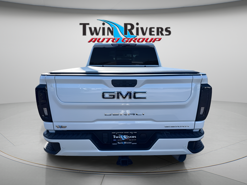 2022 GMC Sierra 2500HD 4WD Crew Cab Standard Bed Denali