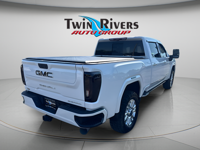 2022 GMC Sierra 2500HD 4WD Crew Cab Standard Bed Denali
