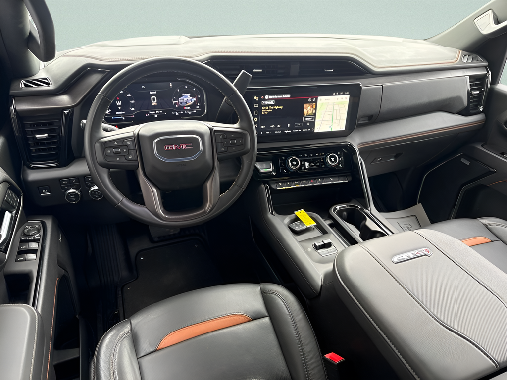 2025 GMC Sierra 2500HD 4WD Crew Cab Standard Bed AT4