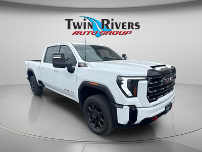 2025 GMC Sierra 2500HD 4WD Crew Cab Standard Bed AT4