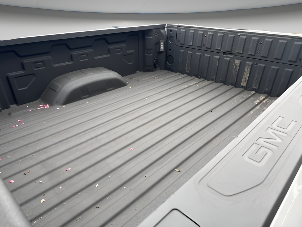 2025 GMC Sierra 2500HD 4WD Crew Cab Standard Bed AT4